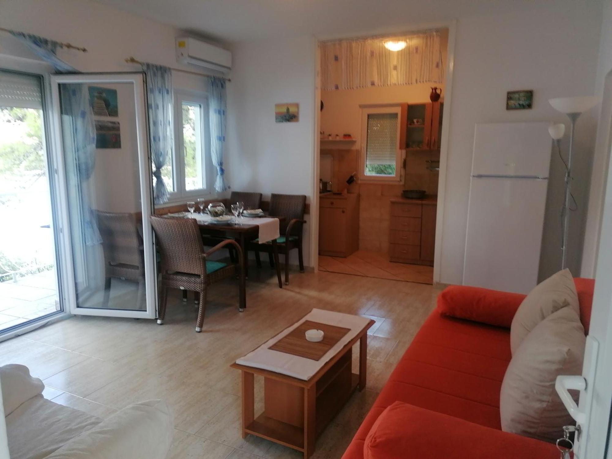 Apartman Volarevic Donji Karin Exteriör bild